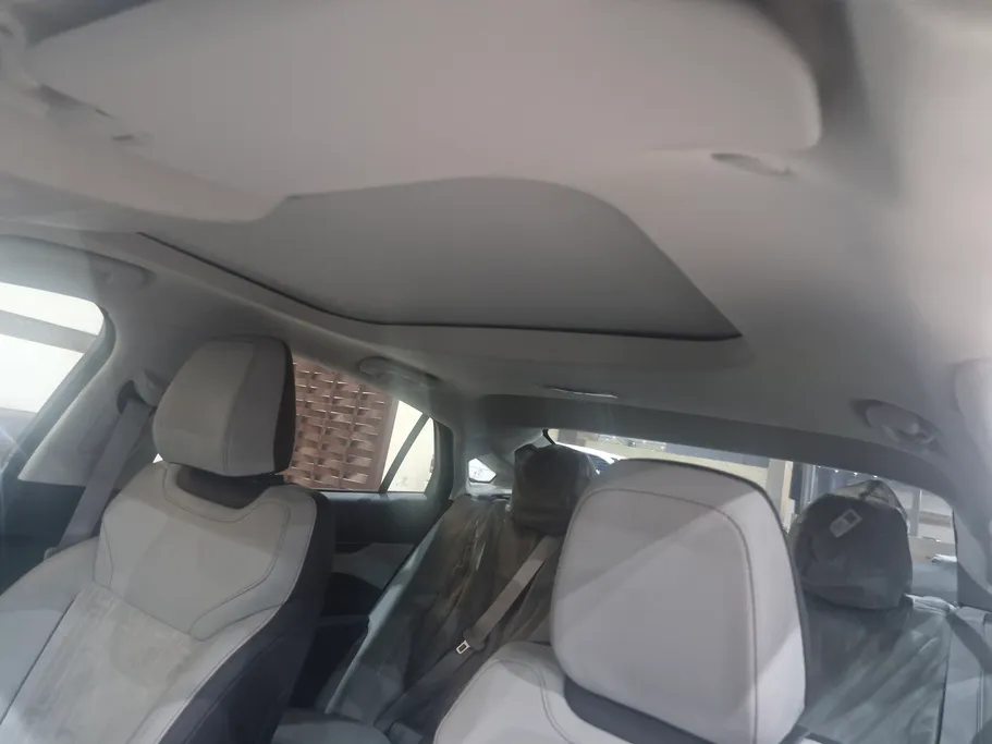 2025 Ford Taurus Trend 