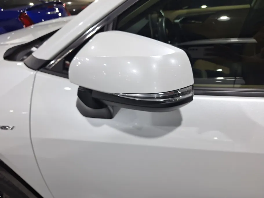 تويوتا راف فور XLE HEV 2025 