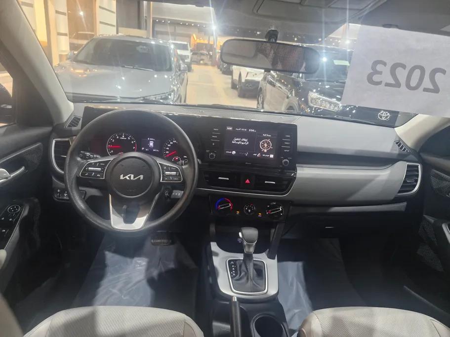 2023 Kia Seltos LX 