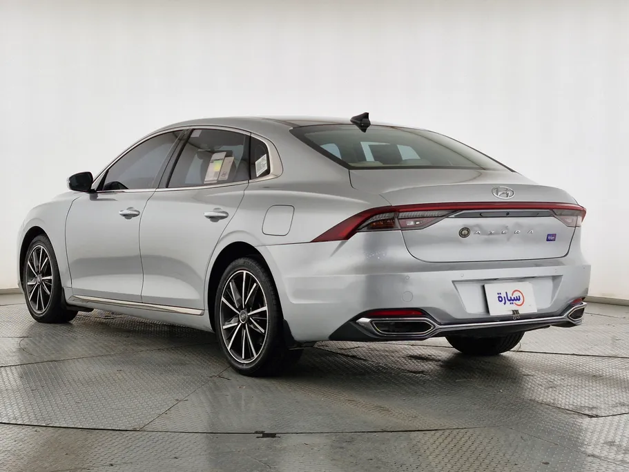 2022 هيونداي Azera سمارت 