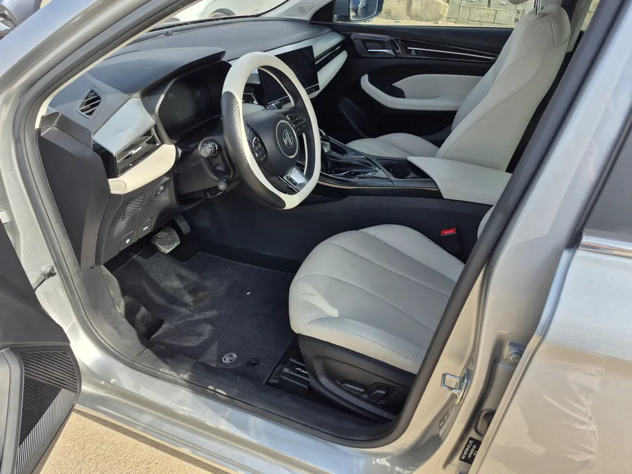 2025 MG 5 LUX 