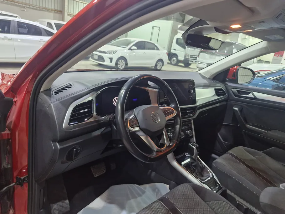 2024 Volkswagen T Roc ار لاين 