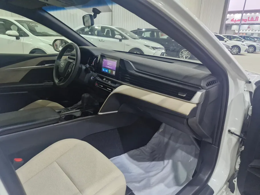 2025 Toyota Camry  E 