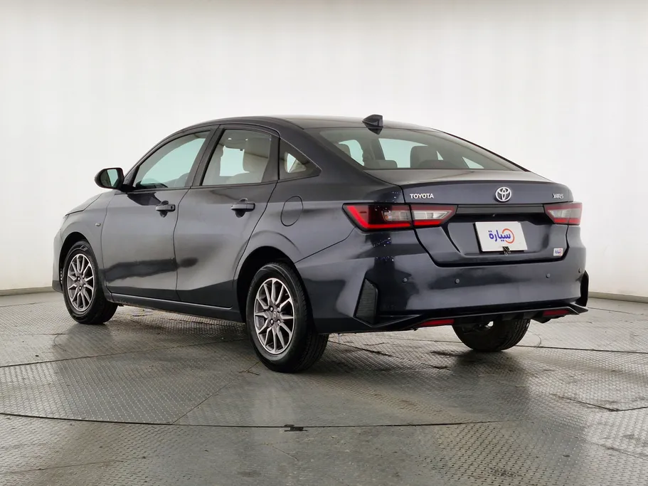 2023 Toyota Yaris  Y 