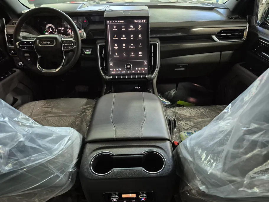 2025 GMC Yukon Elevation 