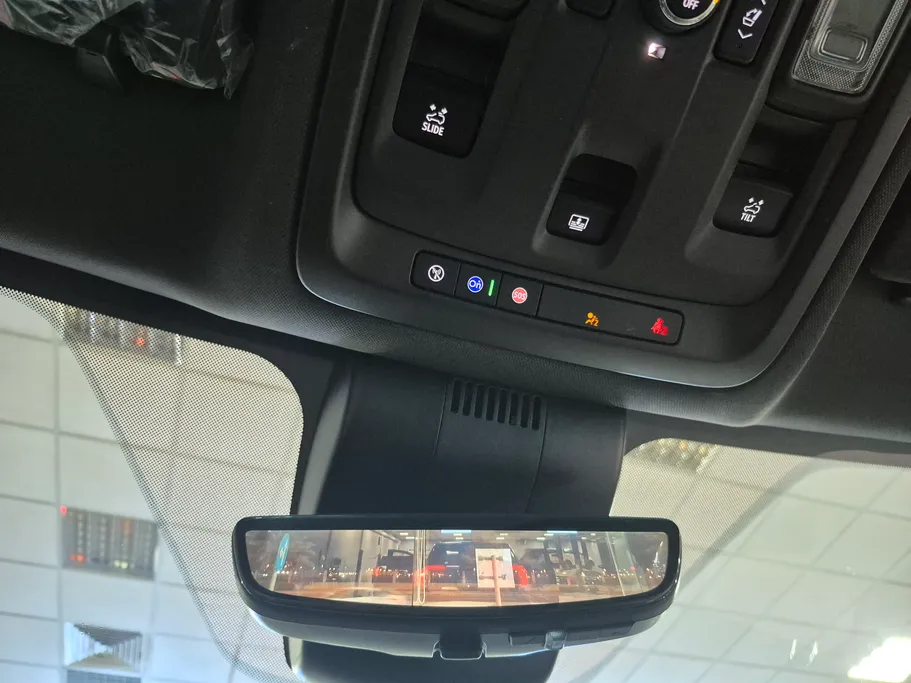 2025 GMC Yukon Elevation 
