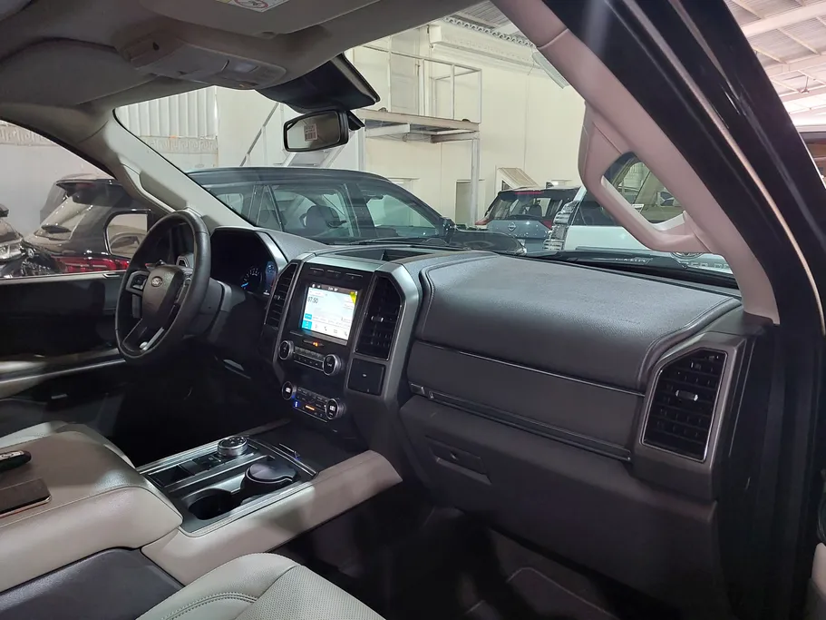 2019 Ford Expedition XLT 