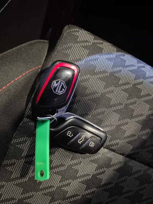 2022 MG ZS STD 