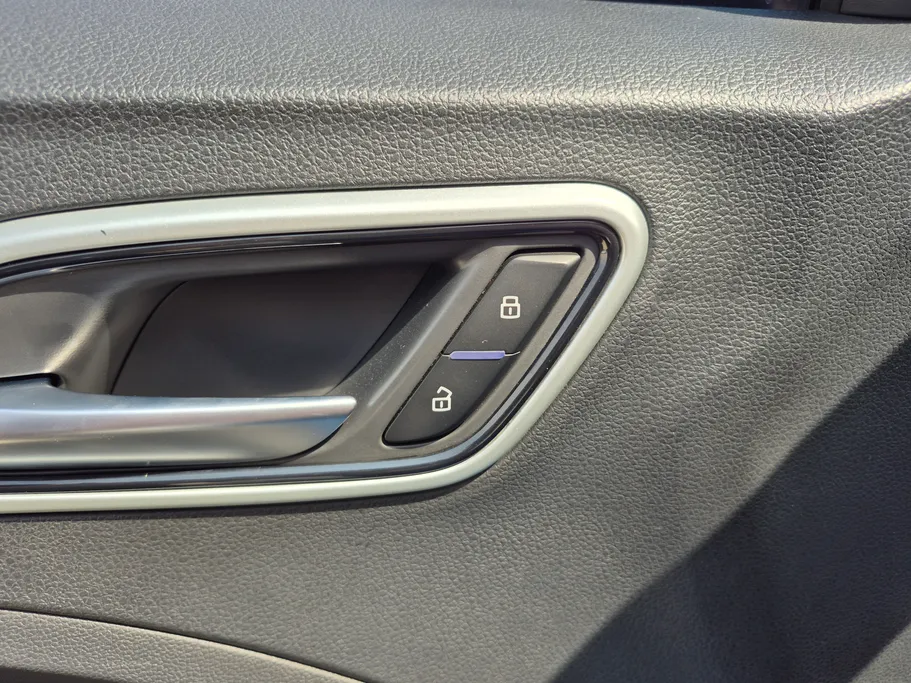 2022 MG ZS STD 