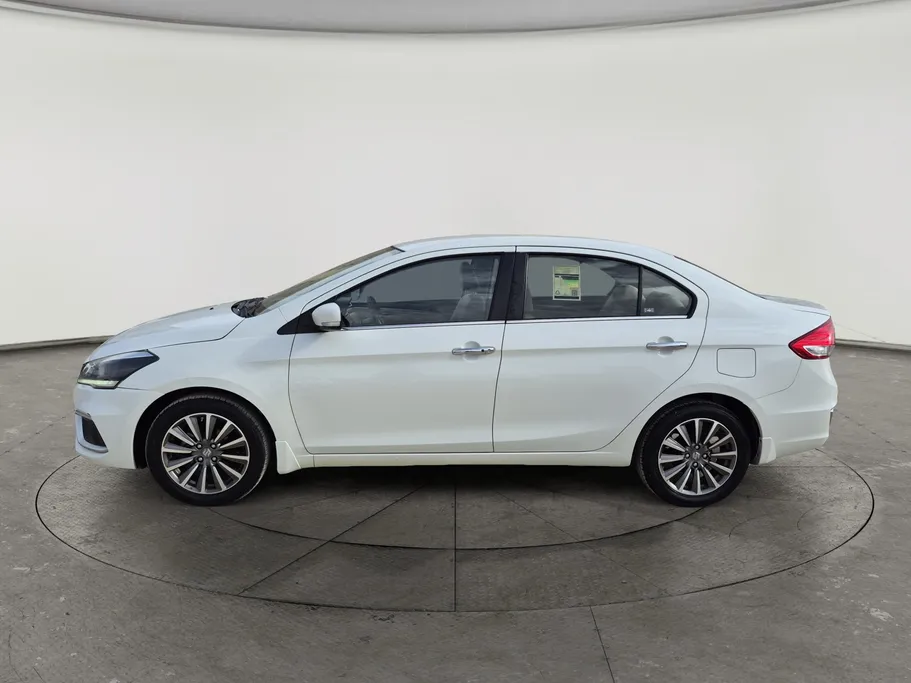 2023 سوزوكي Ciaz GLX 