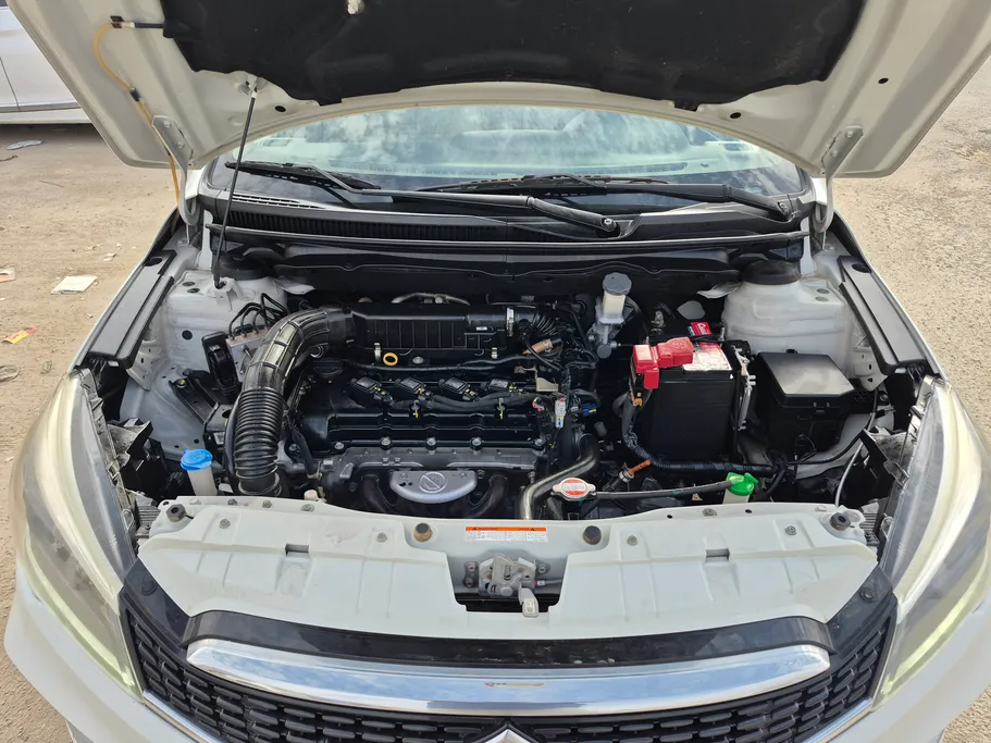 2023 سوزوكي Ciaz GLX 