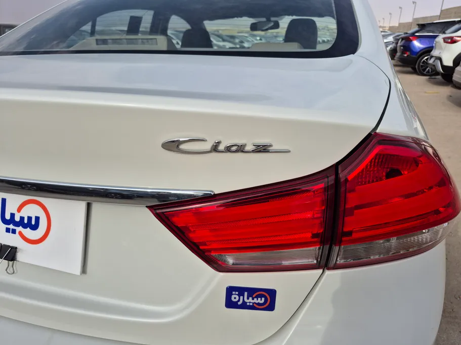 2023 سوزوكي Ciaz GLX 