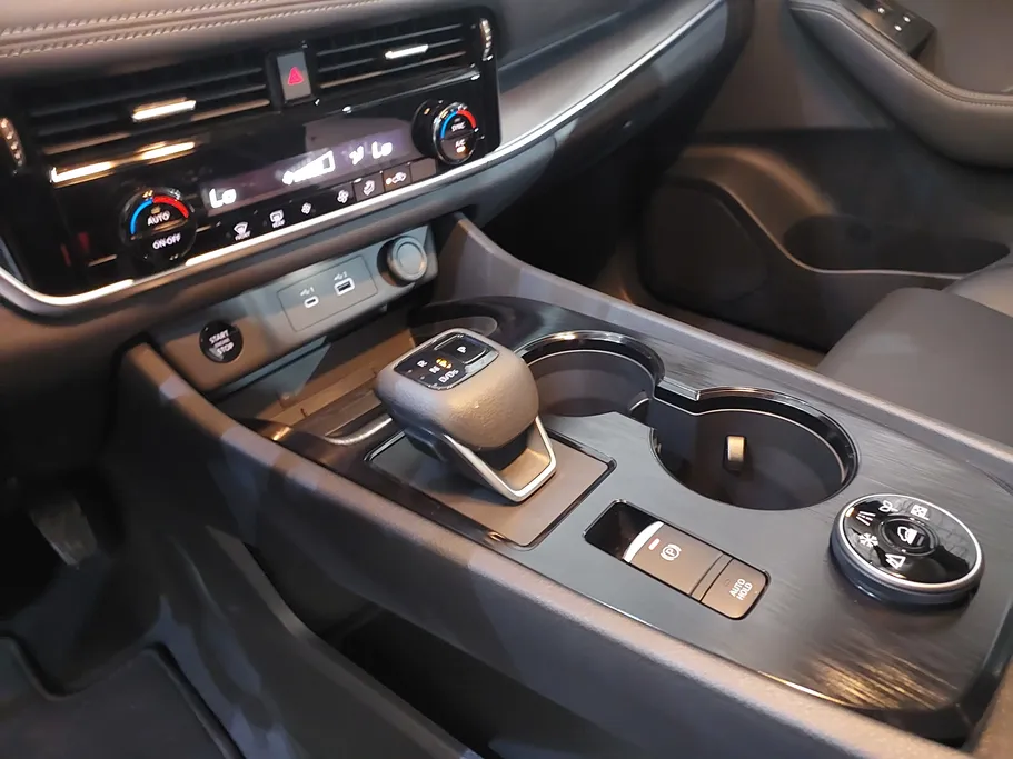 2025 Nissan Xtrail SV Plus 