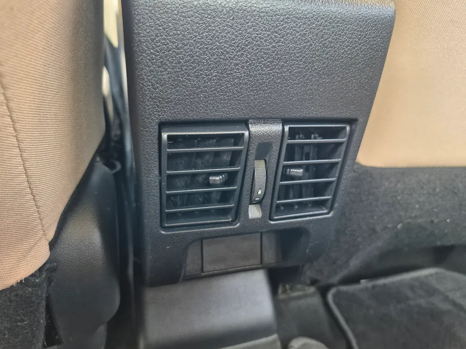 2023 Toyota Yaris  Y 