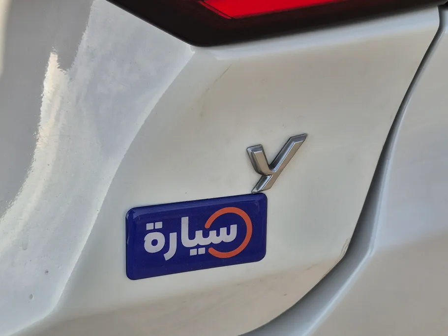 2023 Toyota Yaris  Y 