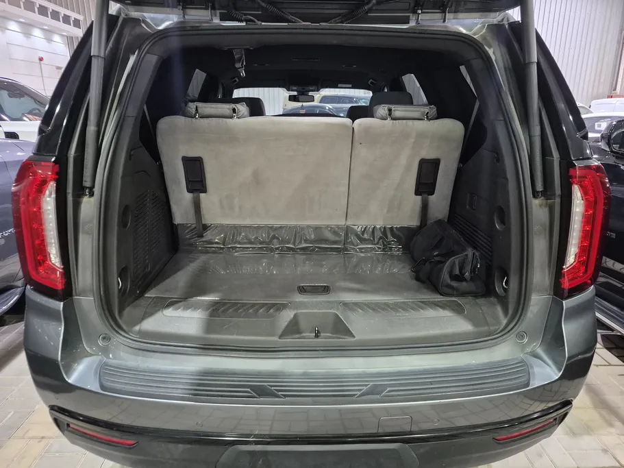 2021 GMC Yukon SLE 