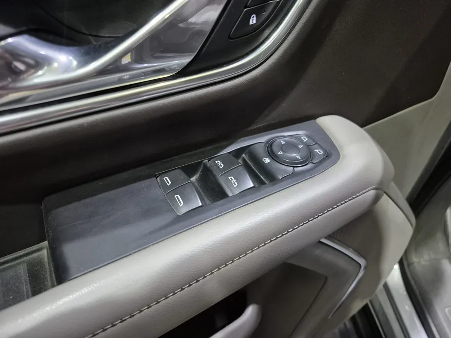 2021 GMC Yukon SLE 