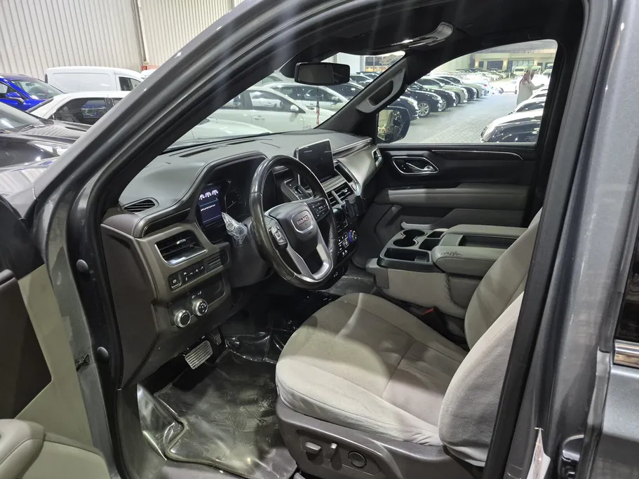 2021 GMC Yukon SLE 