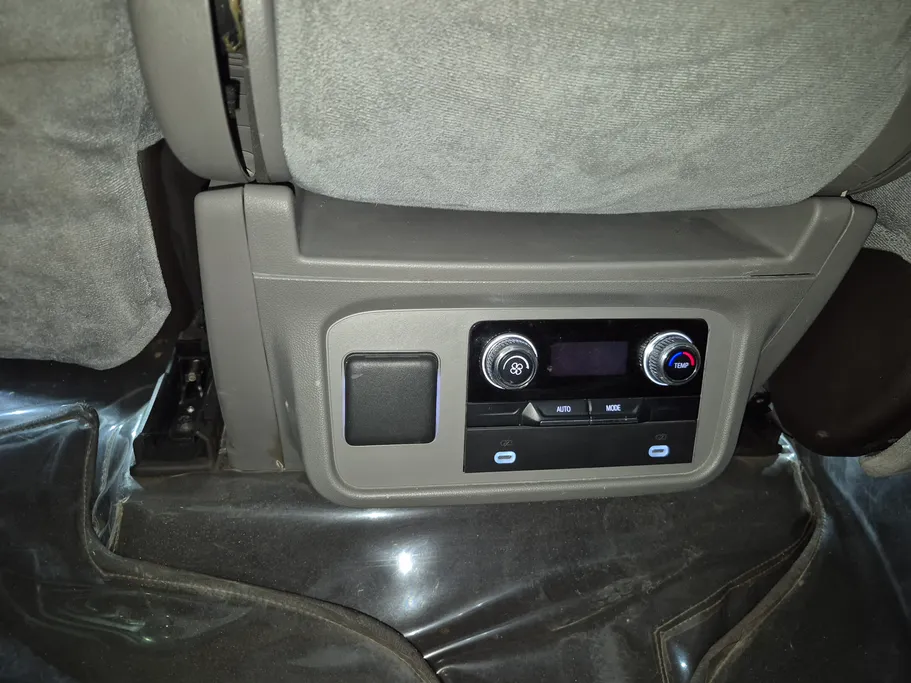 2021 GMC Yukon SLE 