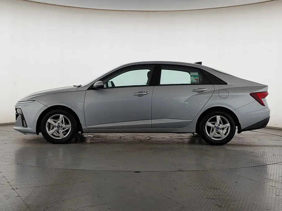2025 Hyundai Accent Fleet 