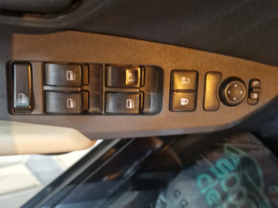 2024 Toyota Yaris  Y 