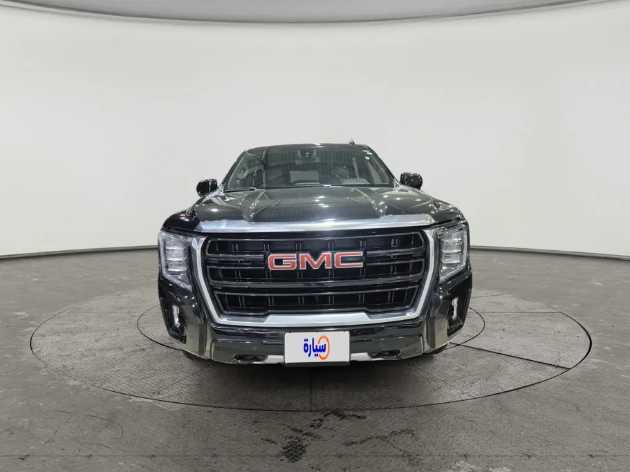 2023 GMC Yukon SLE 