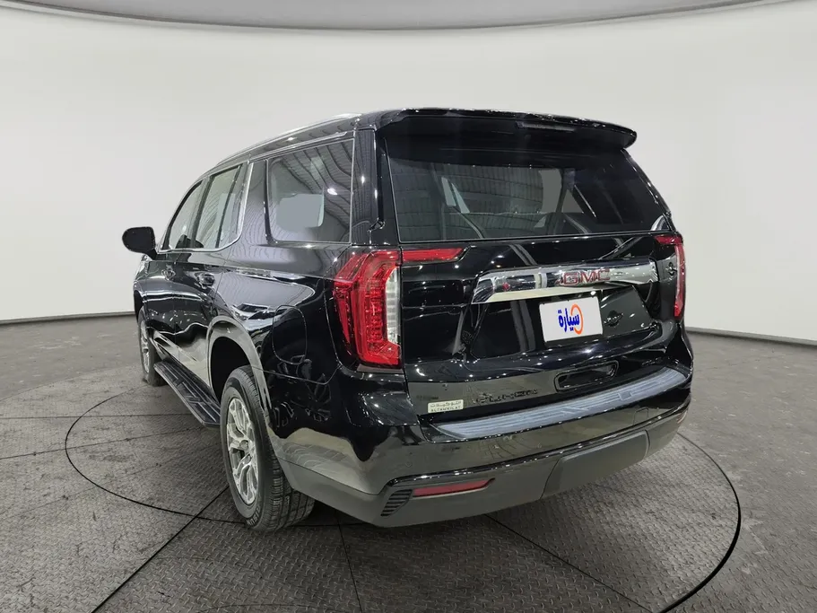 2023 GMC Yukon SLE 