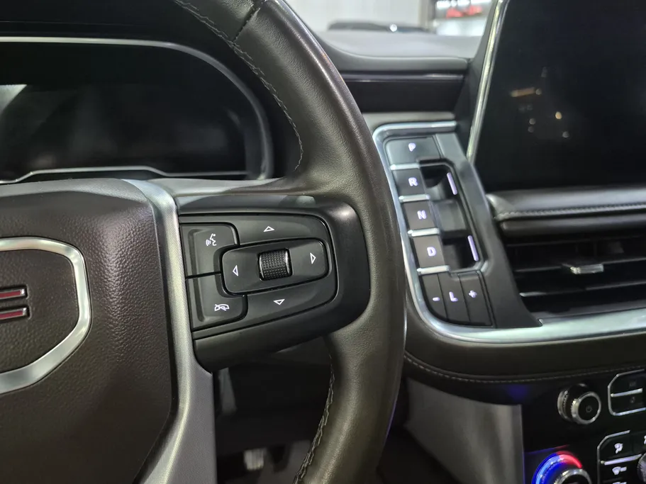 2023 GMC Yukon SLE 