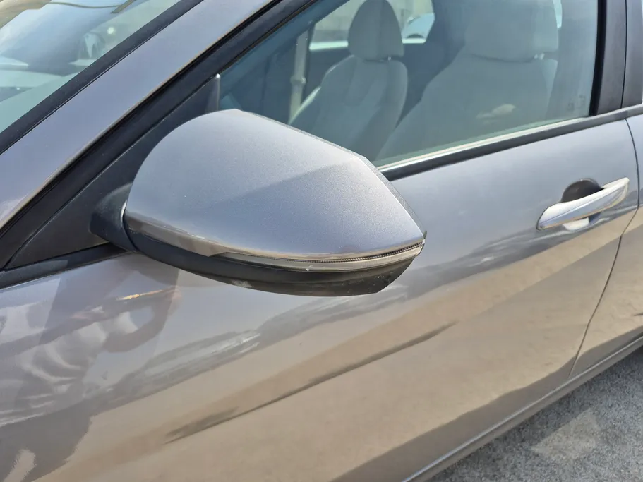 2023 Hyundai Elantra Smart 