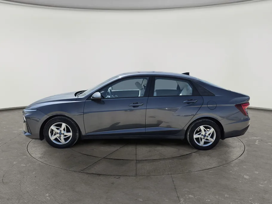 2024 Hyundai Accent Fleet 