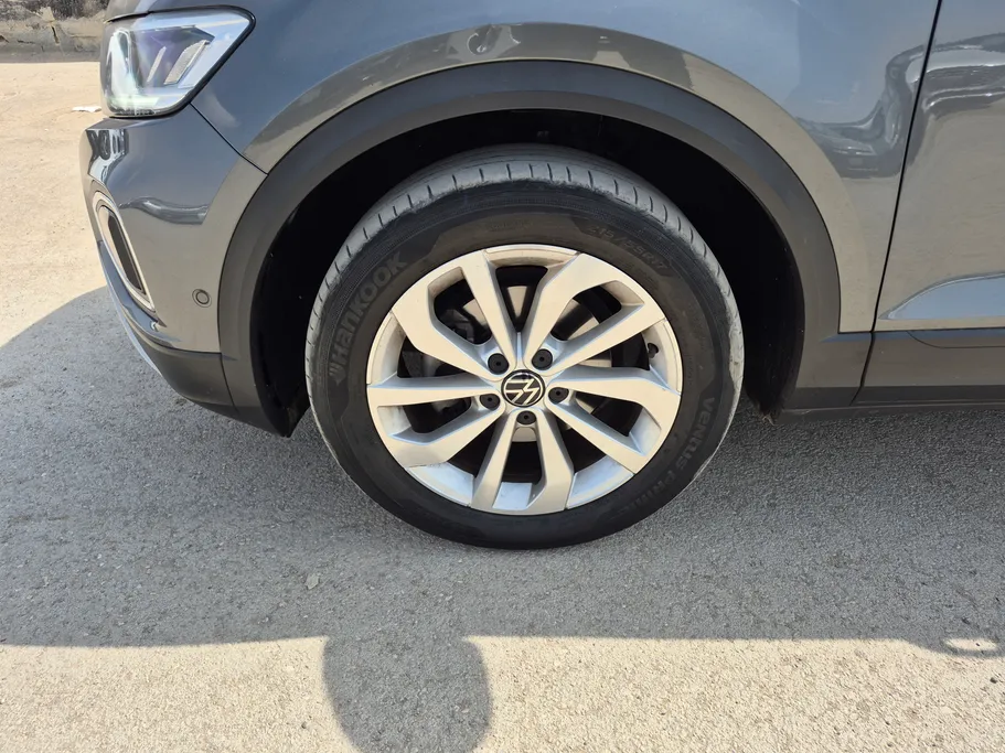 2024 Volkswagen T Roc Life 
