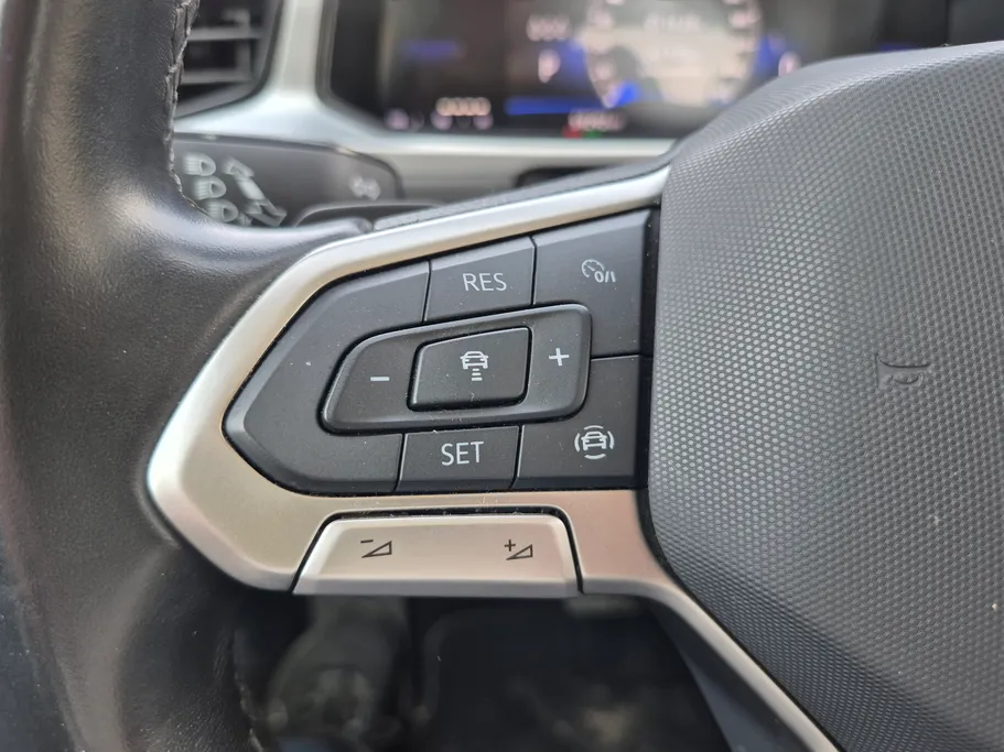 2024 Volkswagen T Roc Life 