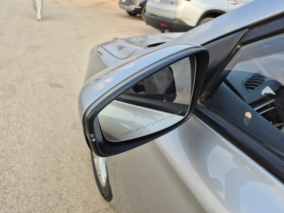 2025 MG 5 STD 
