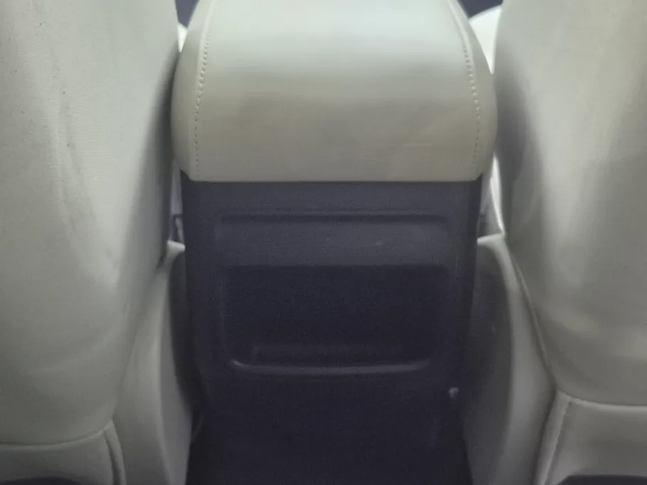 2025 MG 5 STD 