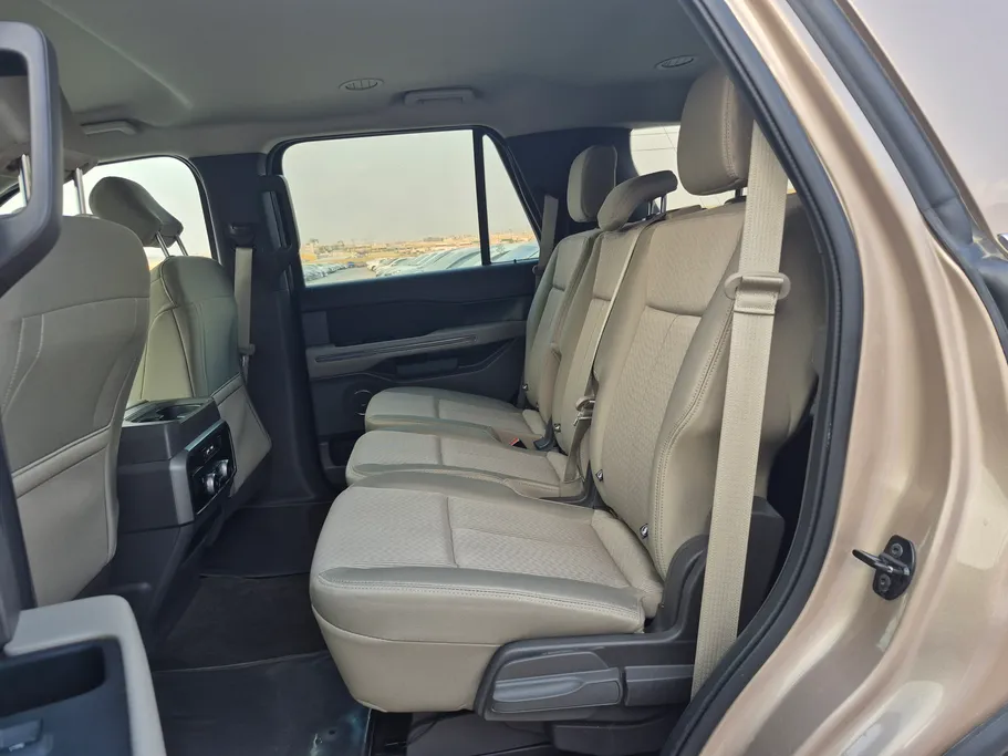 2020 Ford Expedition XLT 