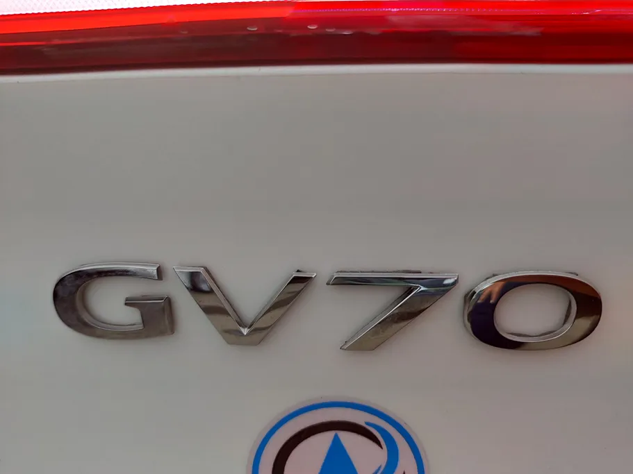 جينيسيس GV70 بريستيج 2026 