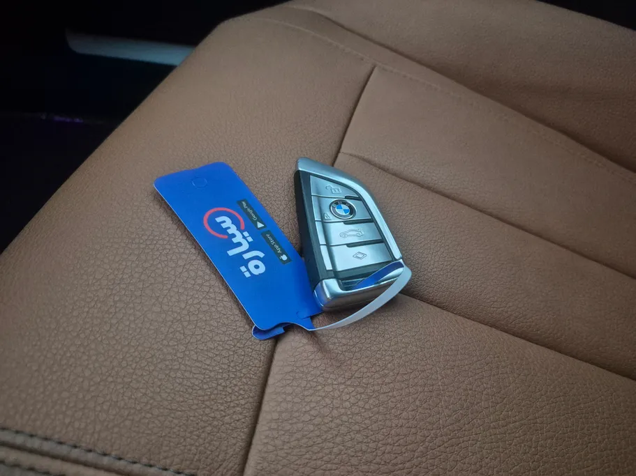 بي ام دبليو الفئة السابعة 740Li 2018 