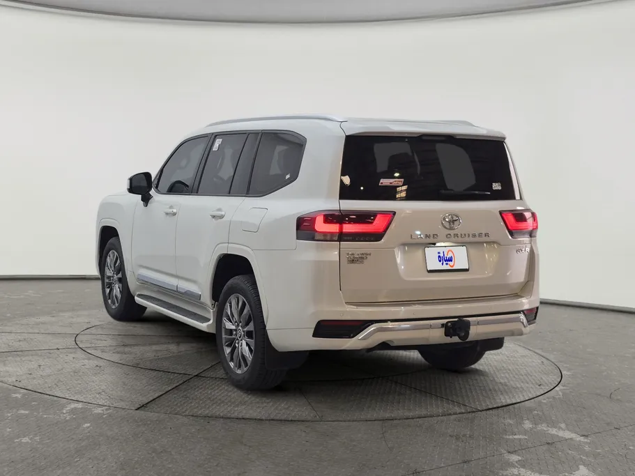 2024 Toyota Land Cruiser GXR 
