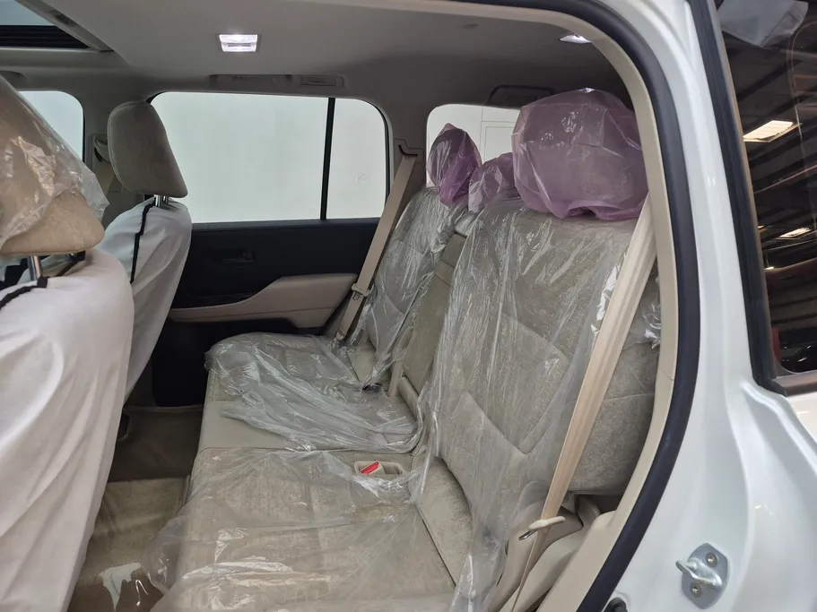 2024 Toyota Land Cruiser GXR 