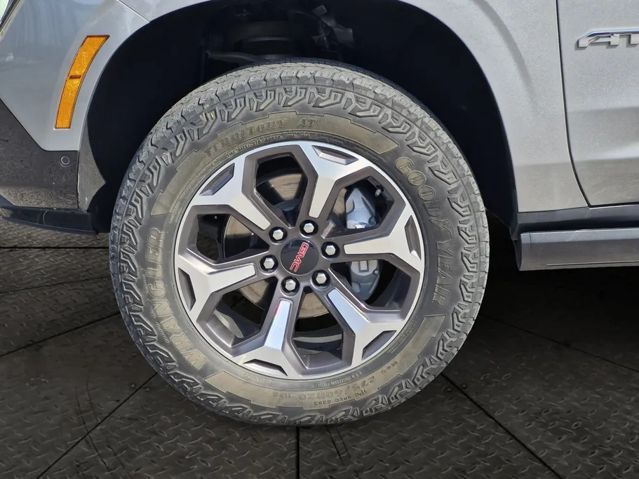 2025 GMC Yukon AT4 Ultimate 