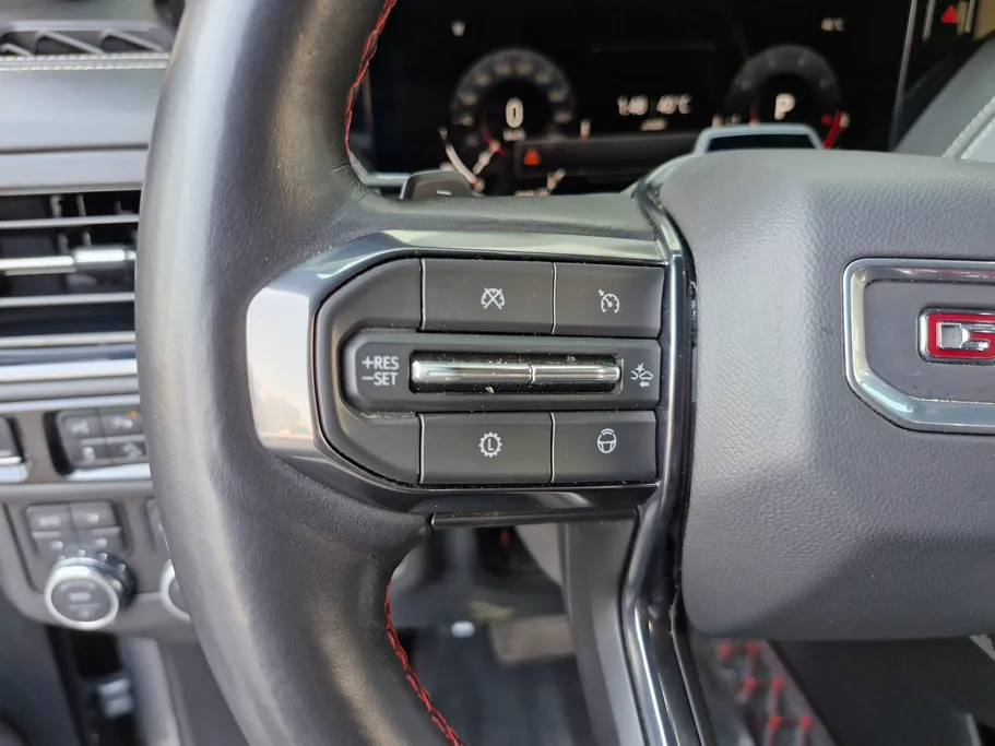 2025 GMC Yukon AT4 Ultimate 
