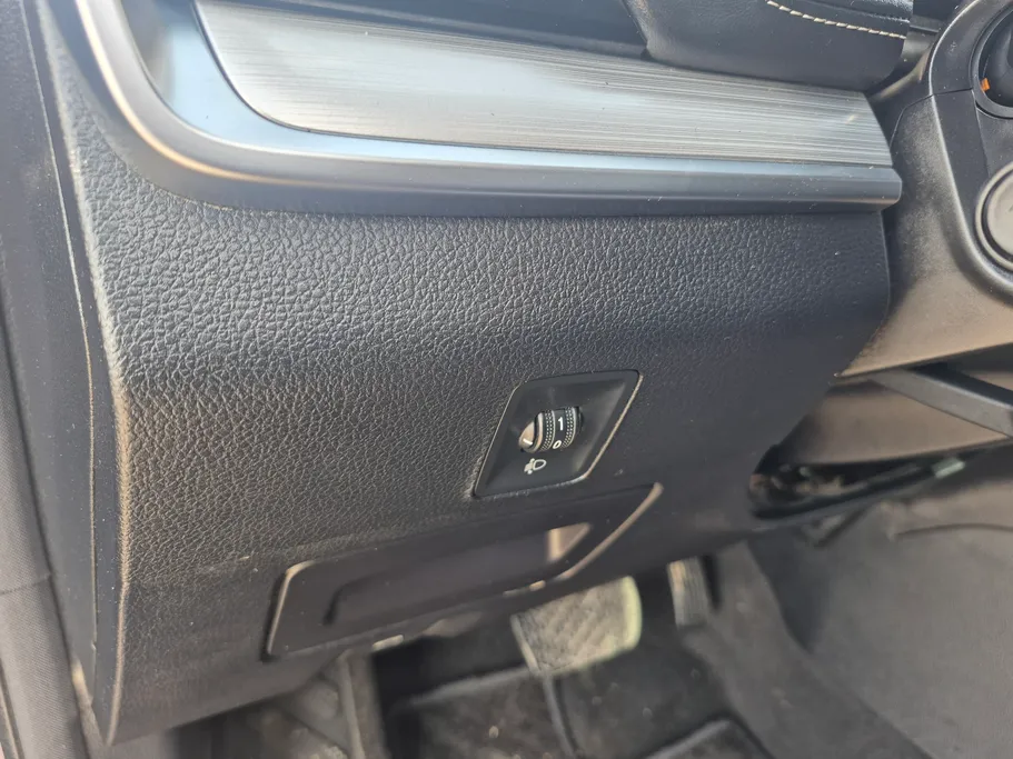 ام جي RX8 DEL 2022 