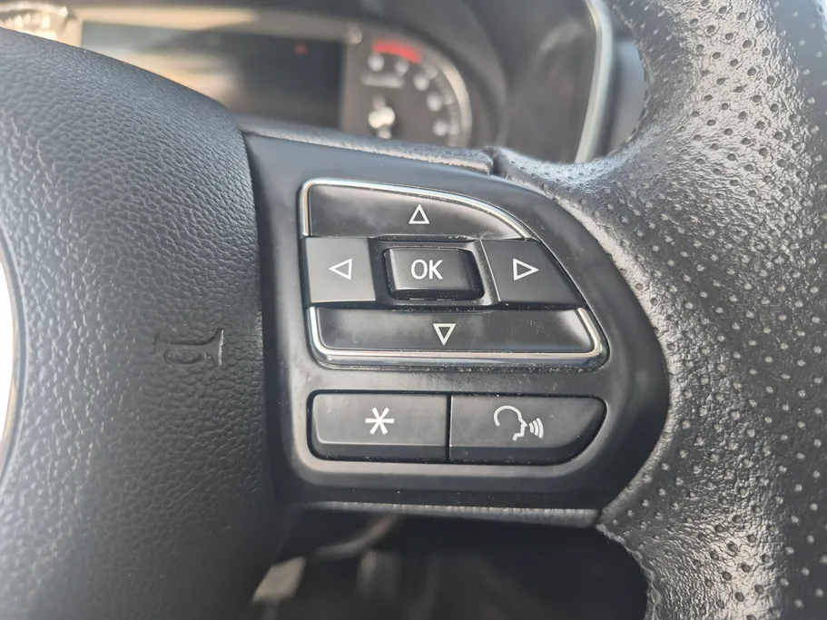 ام جي RX8 DEL 2022 