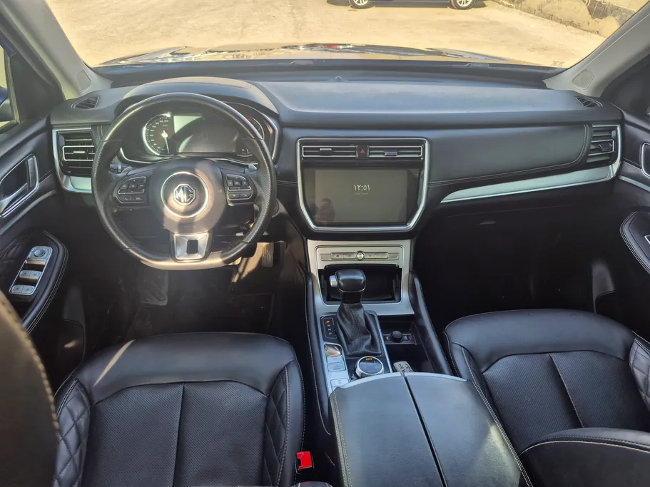 ام جي RX8 DEL 2022 