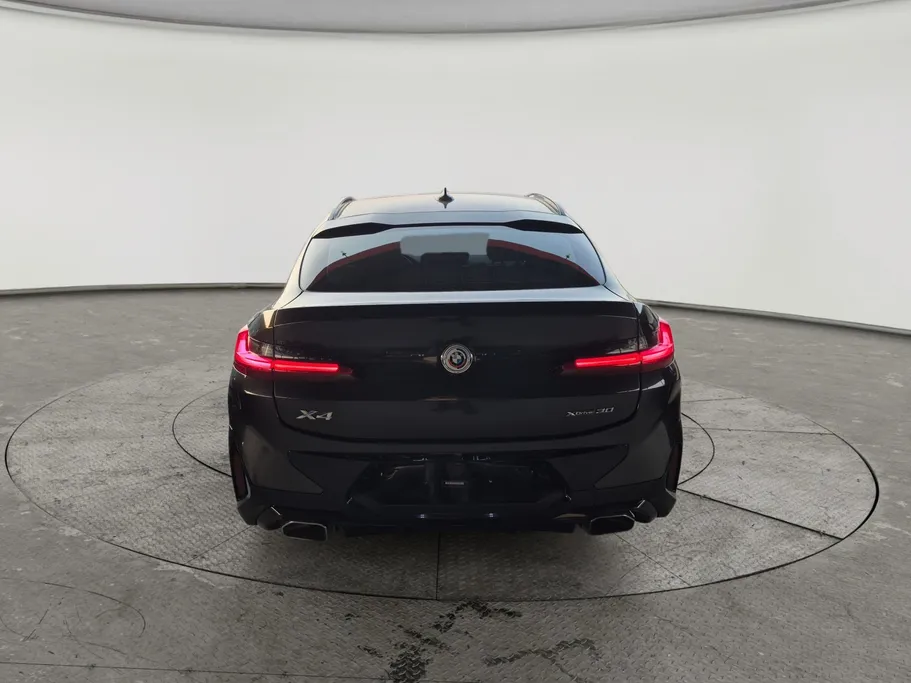 بي ام دبليو الفئة اكس 4 xDrive 30i 2023 