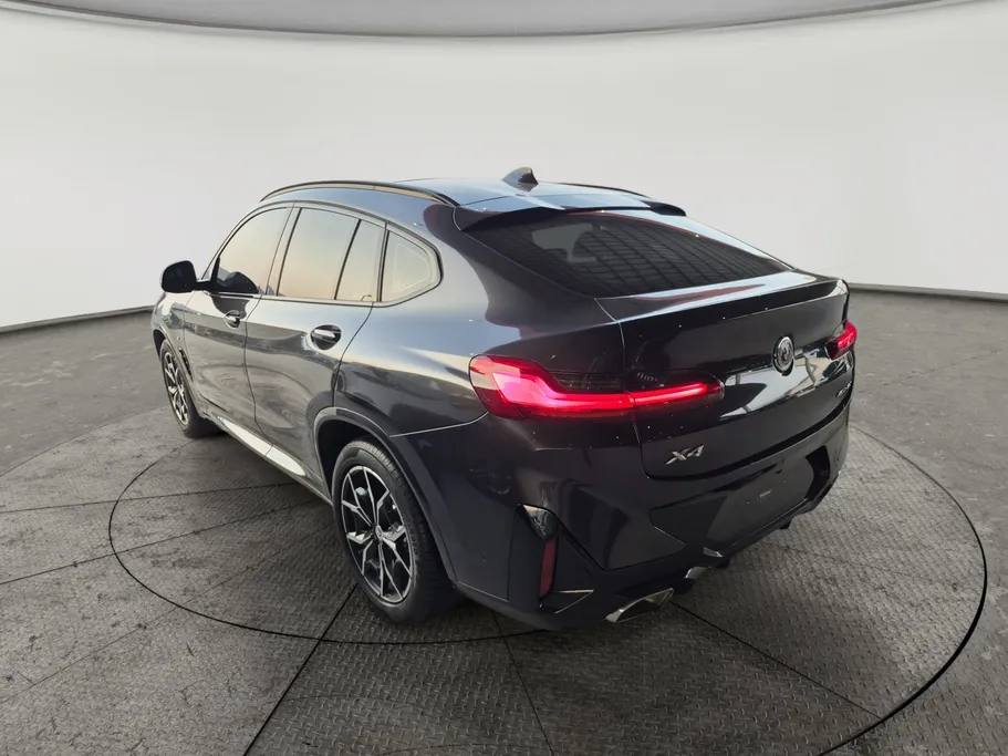 بي ام دبليو الفئة اكس 4 xDrive 30i 2023 