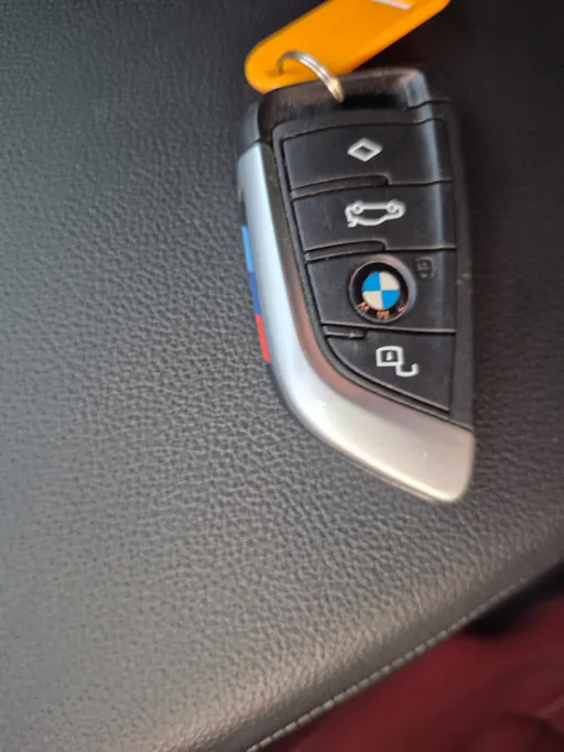 بي ام دبليو الفئة اكس 4 xDrive 30i 2023 