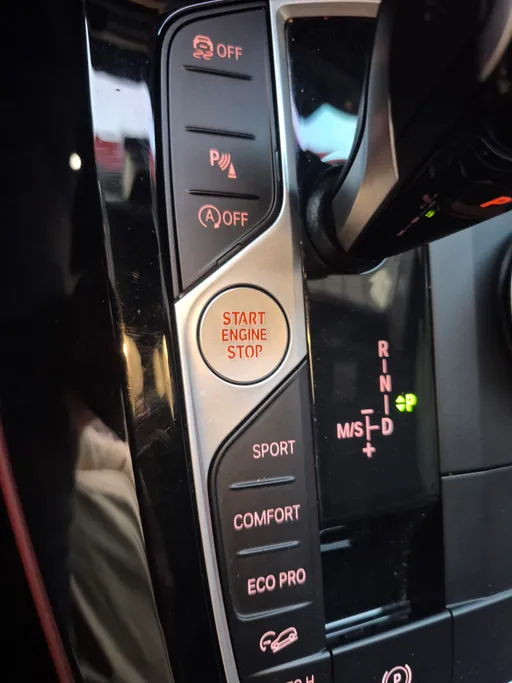بي ام دبليو الفئة اكس 4 xDrive 30i 2023 