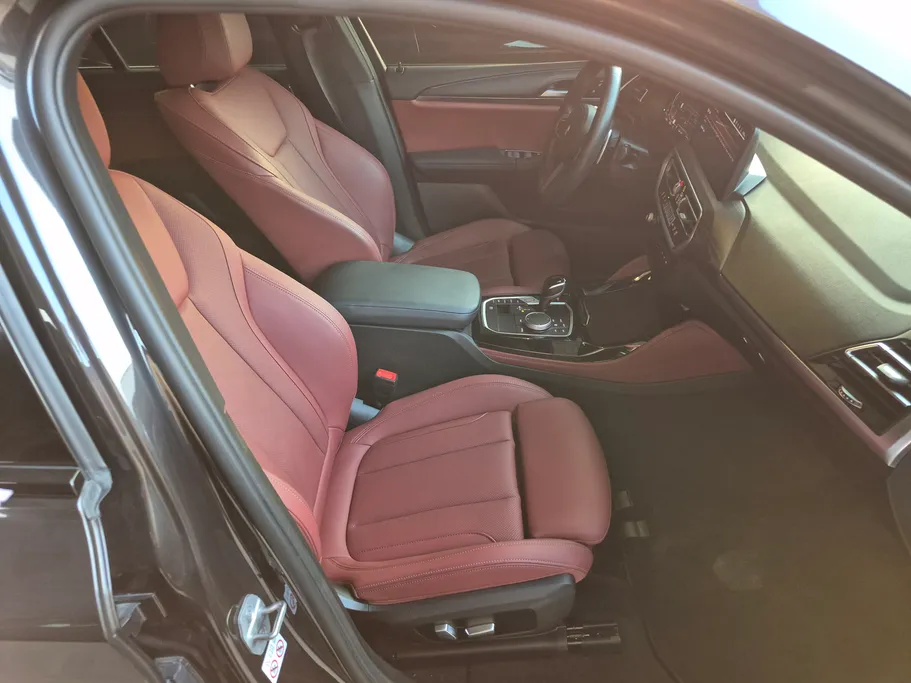 بي ام دبليو الفئة اكس 4 xDrive 30i 2023 