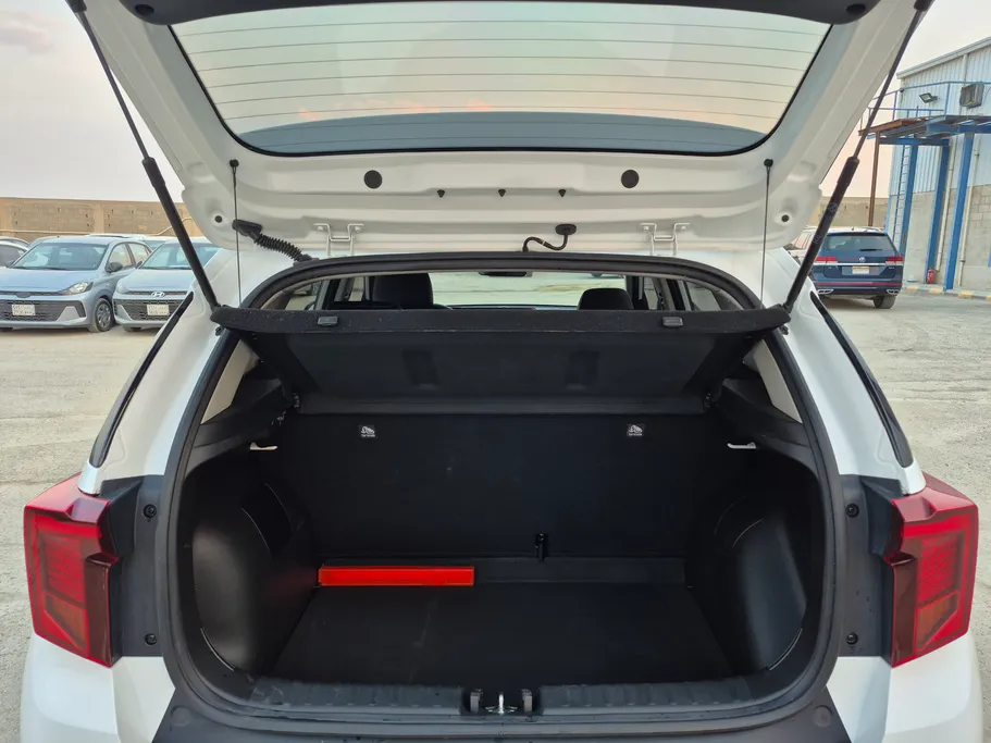 2024 Kia SONET EX 